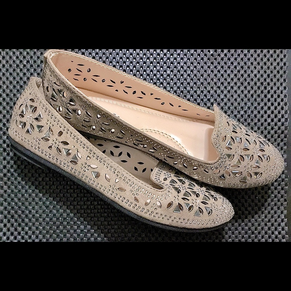 Link Comfort Rhinestone Ballet Flats